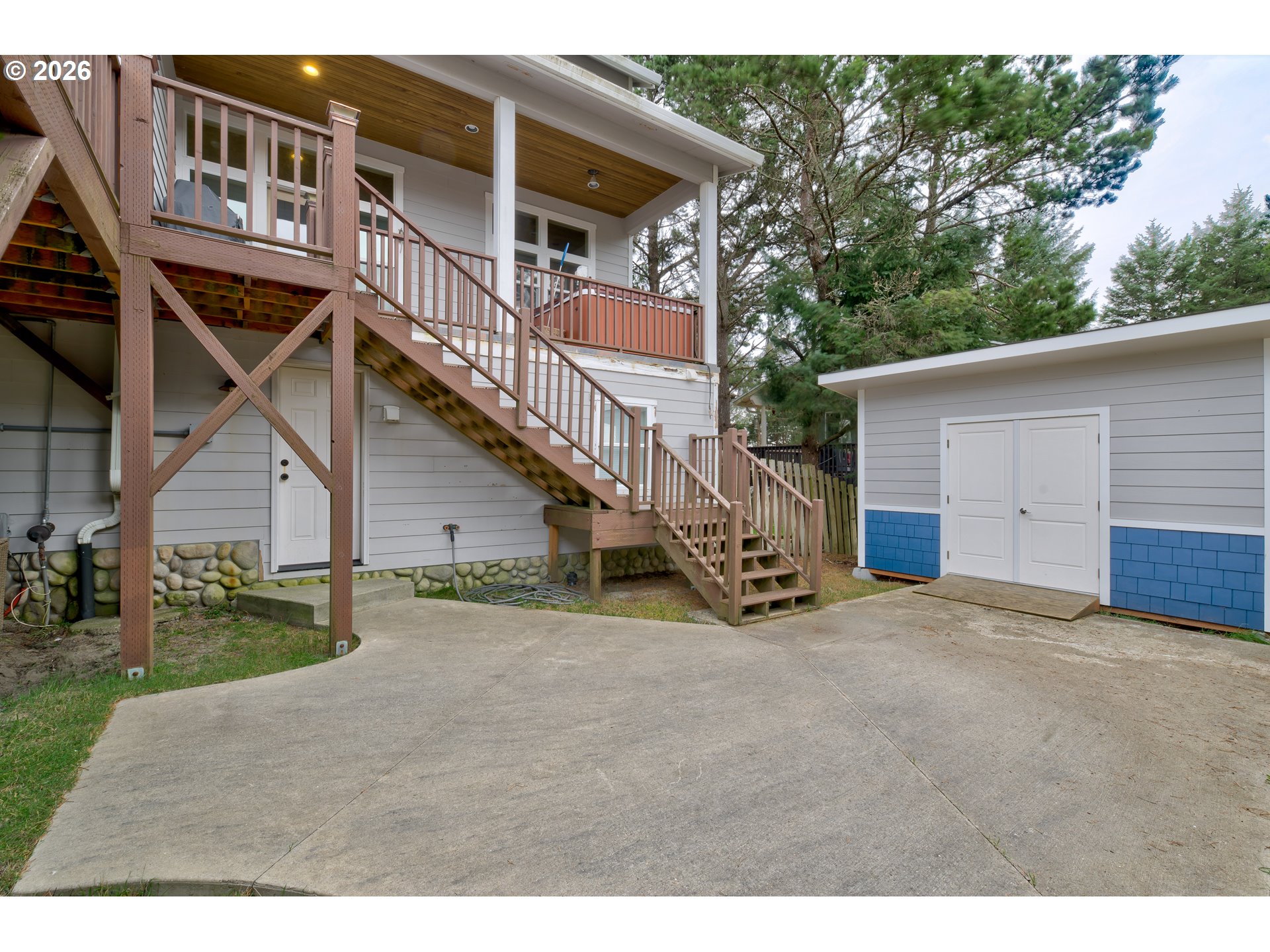 1110 267th Pl Property Photo 3