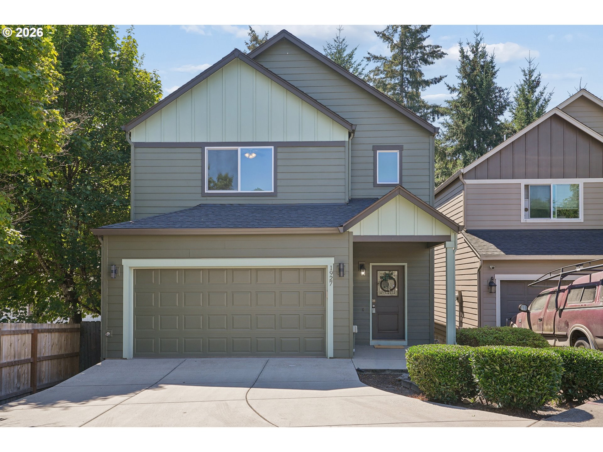 1927 SE 113TH CT