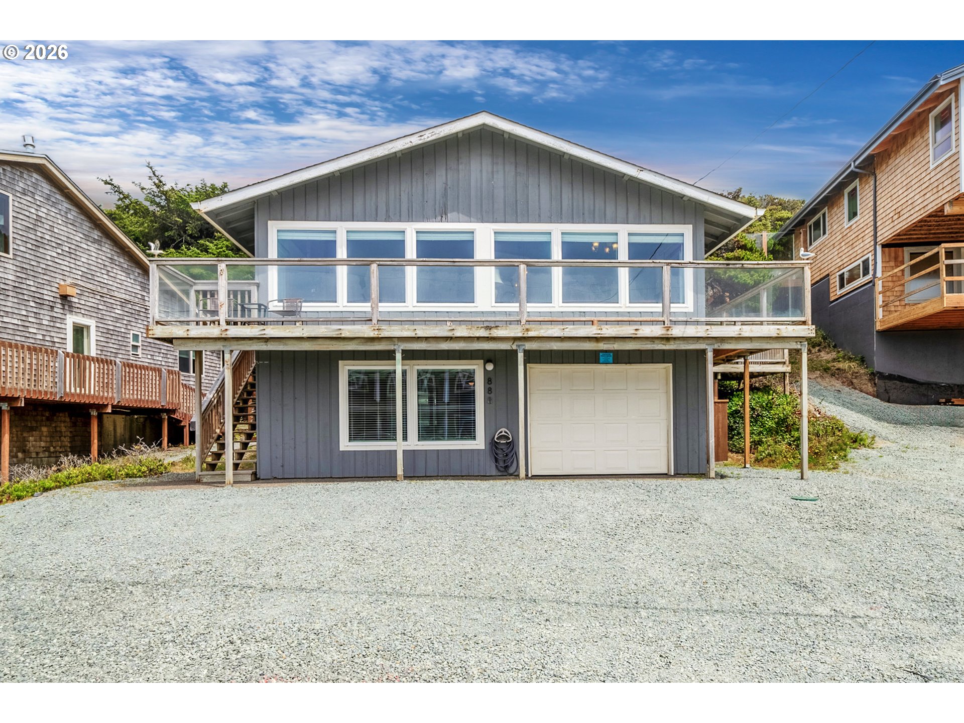 888 BEACH ST Property Photo 1
