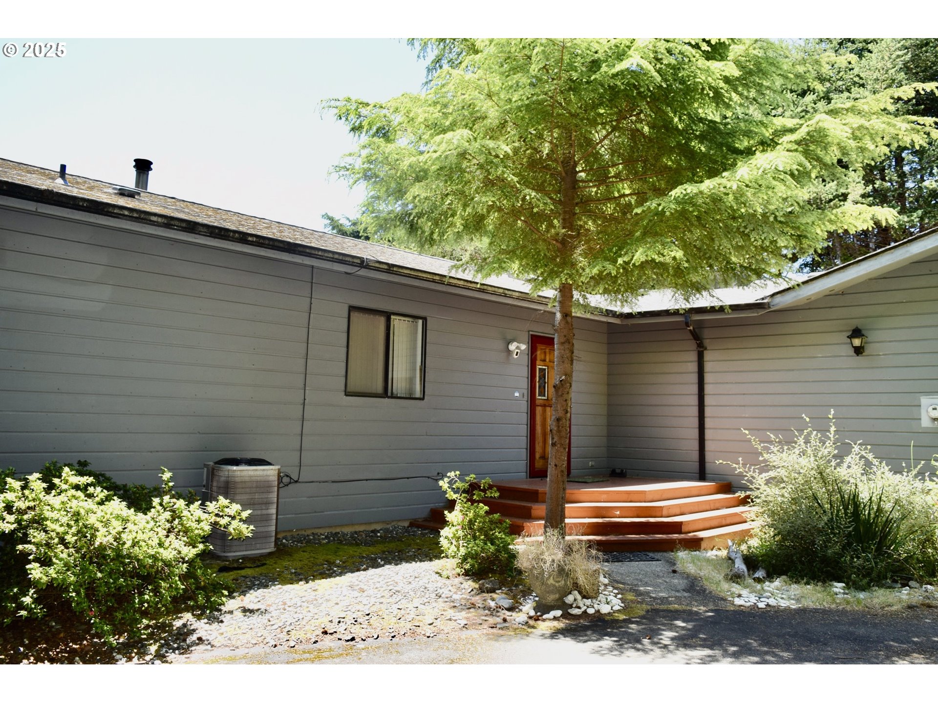 34518 Mutts Way Property Photo 1