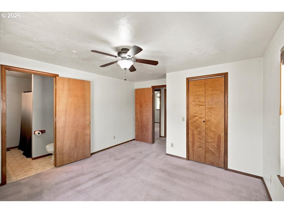 1423 32nd Ave Property Photo 17