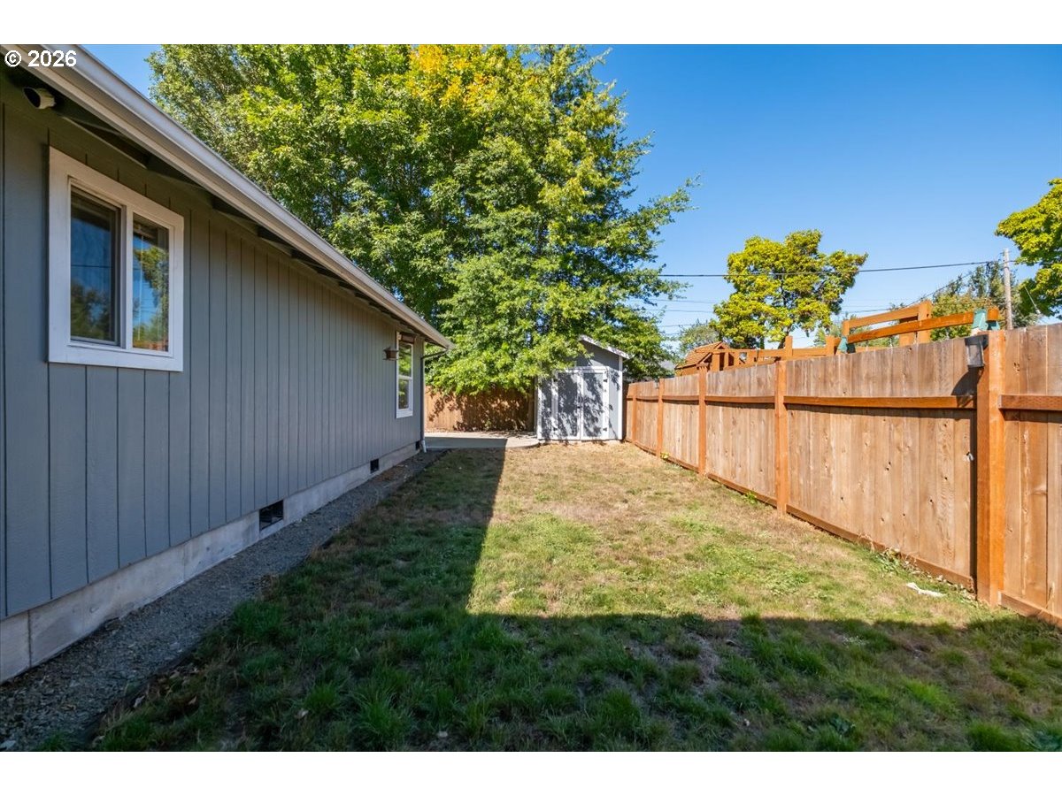 1423 32nd Ave Property Photo 34