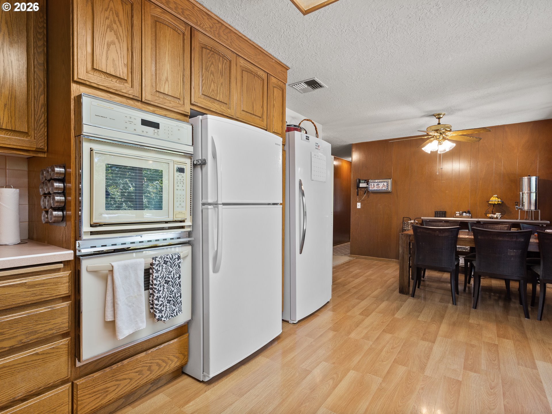 1801 E Laurel Dr Property Photo 17