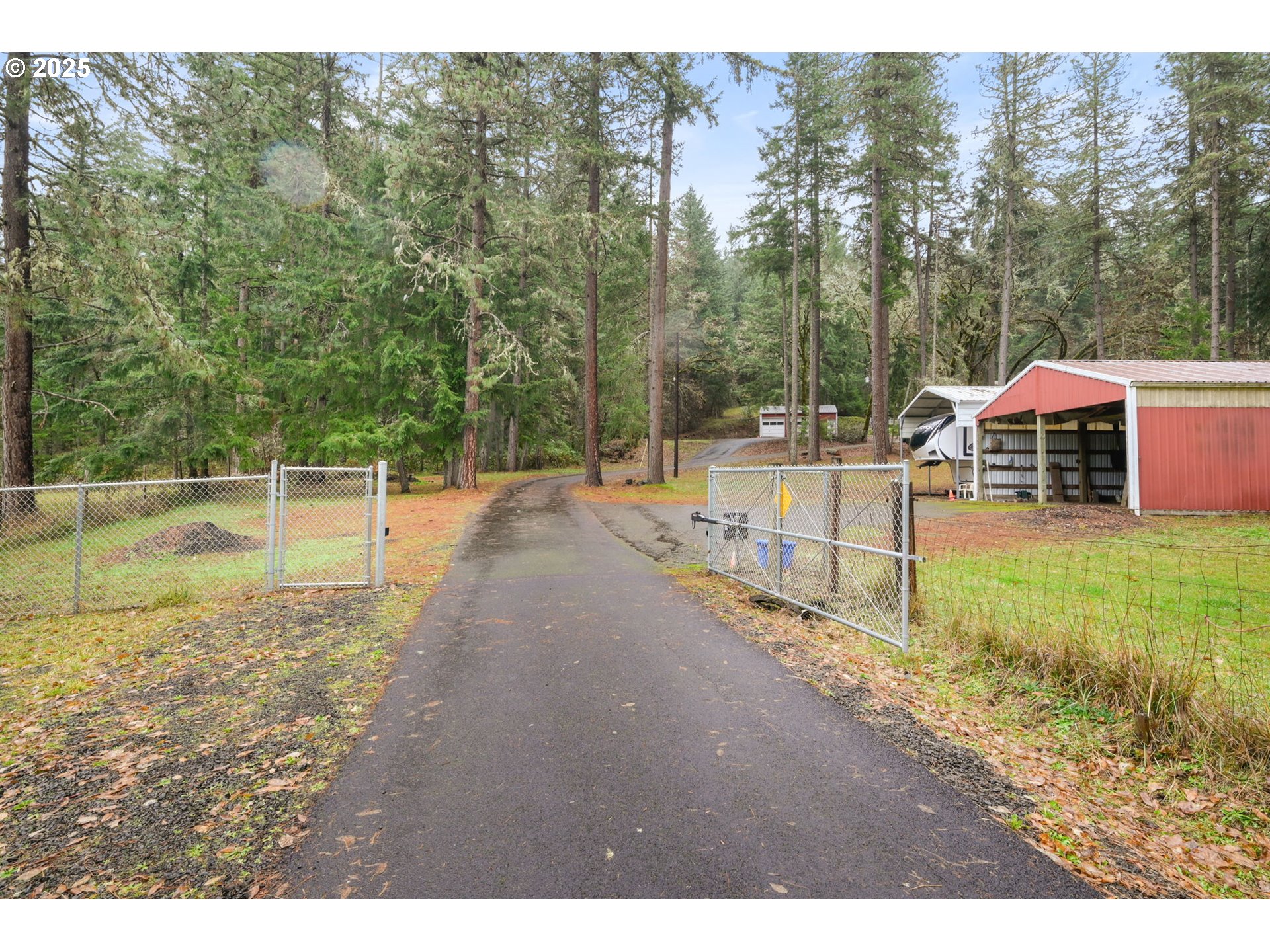28198 Briggs Hill Rd Property Photo 4