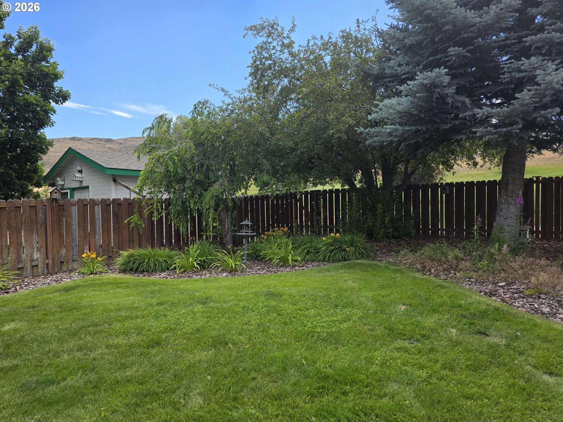 495 Foothill Dr Property Photo 7