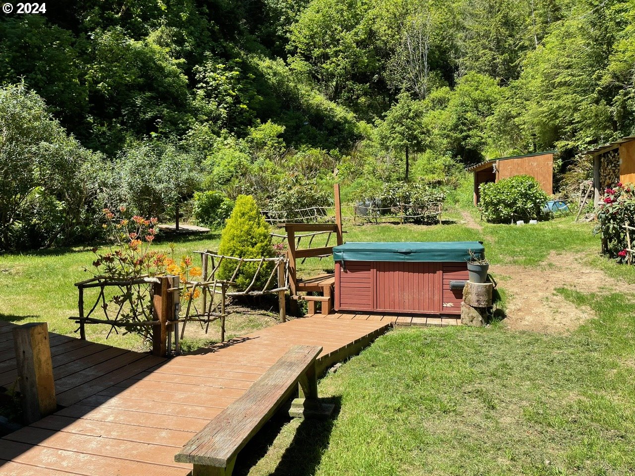 83126 Siltcoos Station Rd Property Photo 21