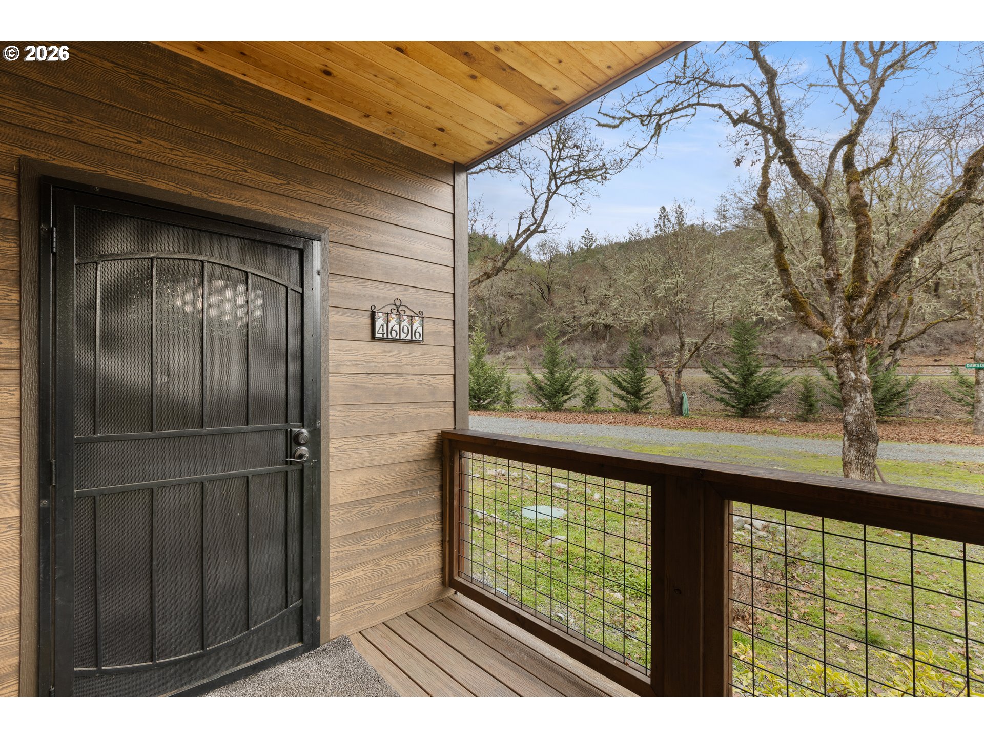 4696 Cow Creek Rd Property Photo 6
