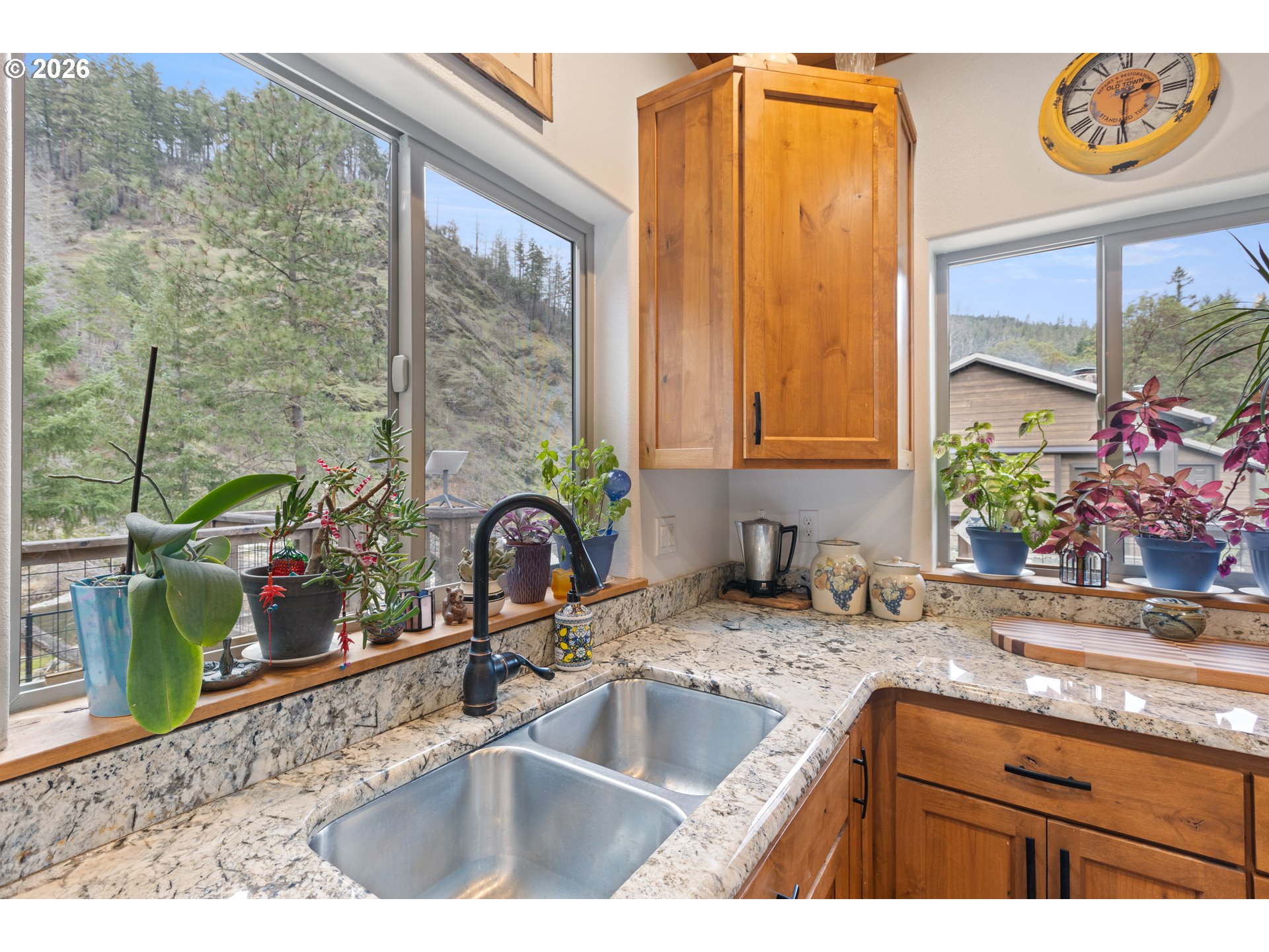 4696 Cow Creek Rd Property Photo 18