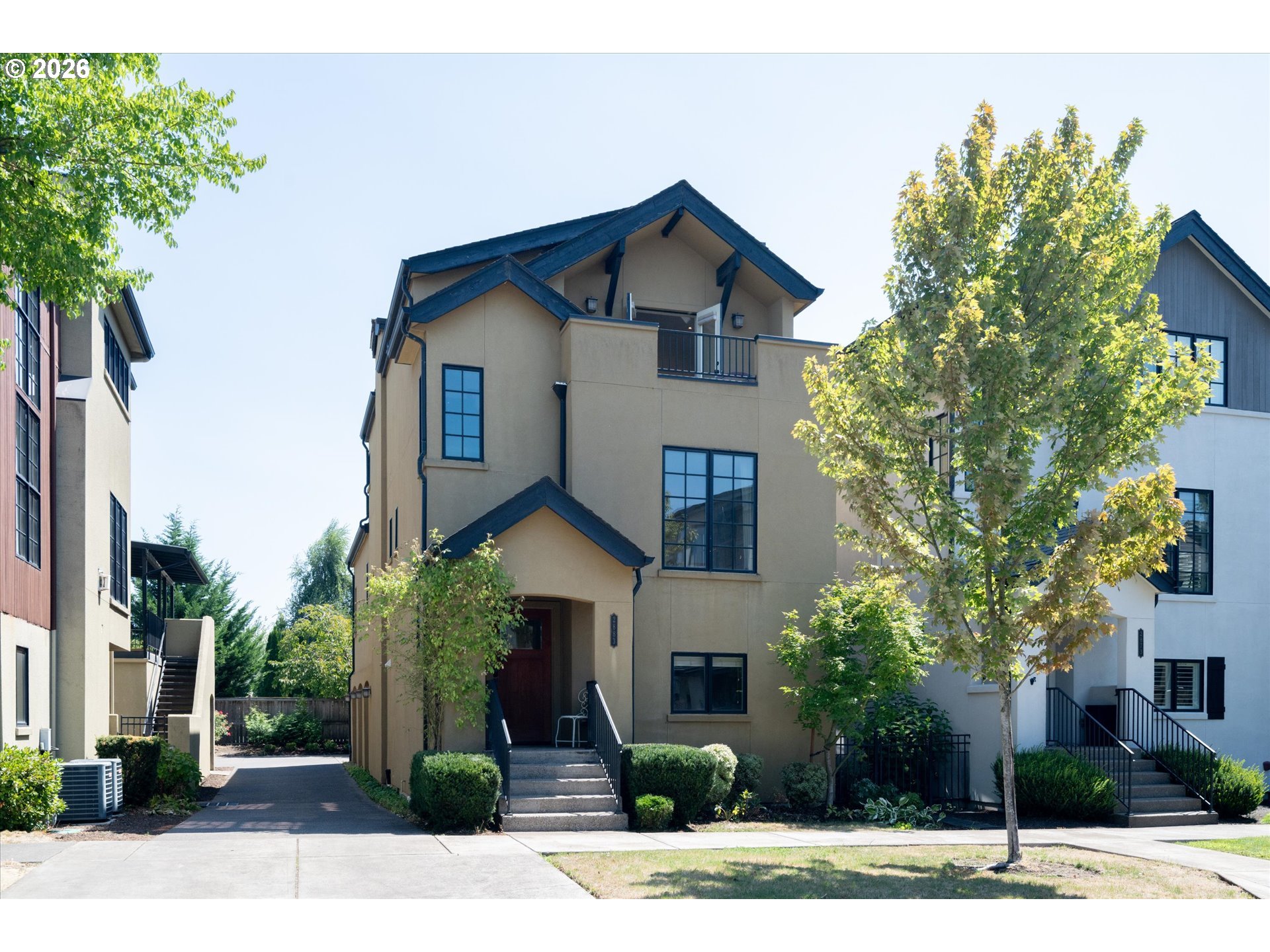 2883 Lord Byron Pl Property Photo 1