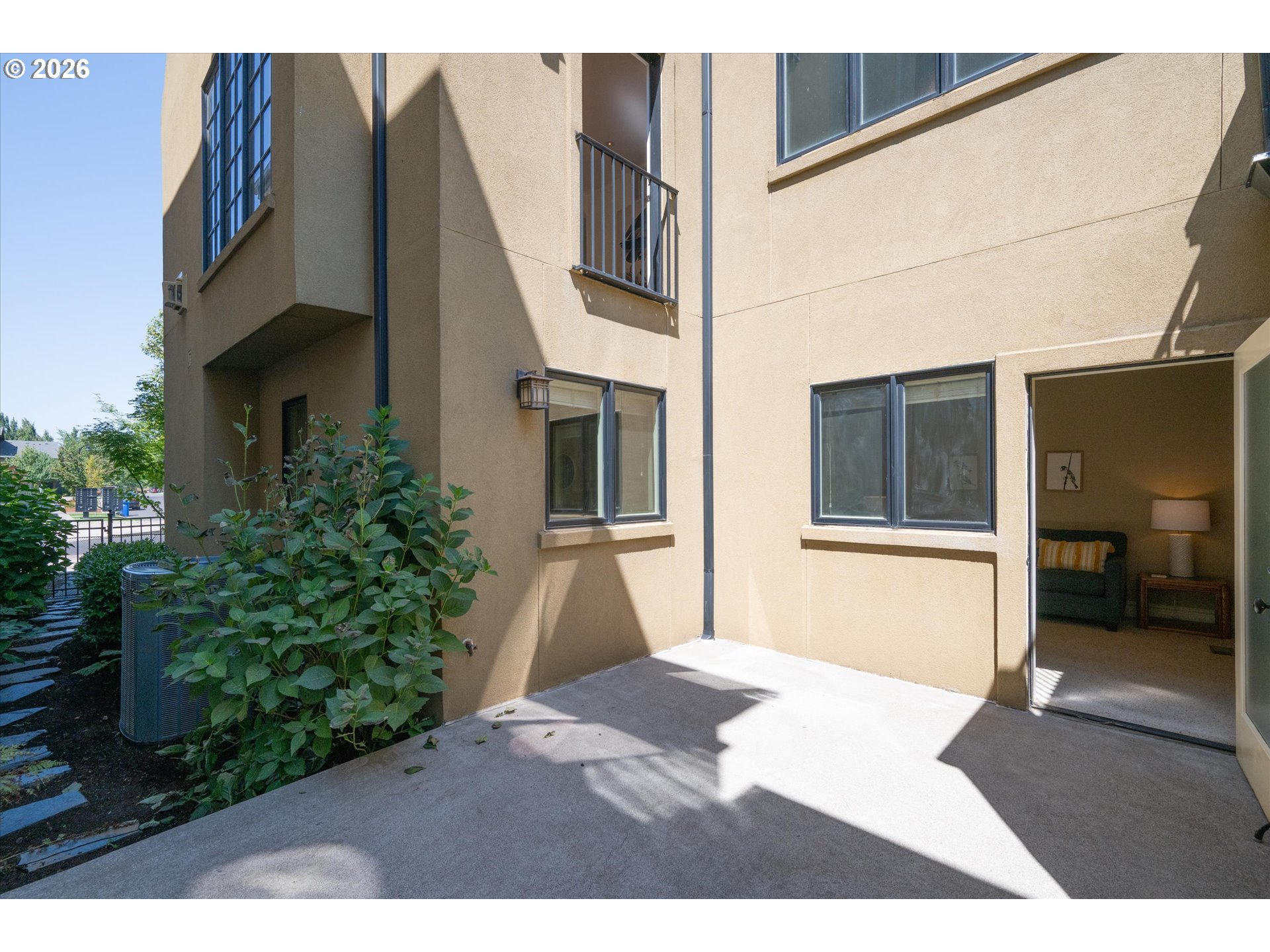 2883 Lord Byron Pl Property Photo 40