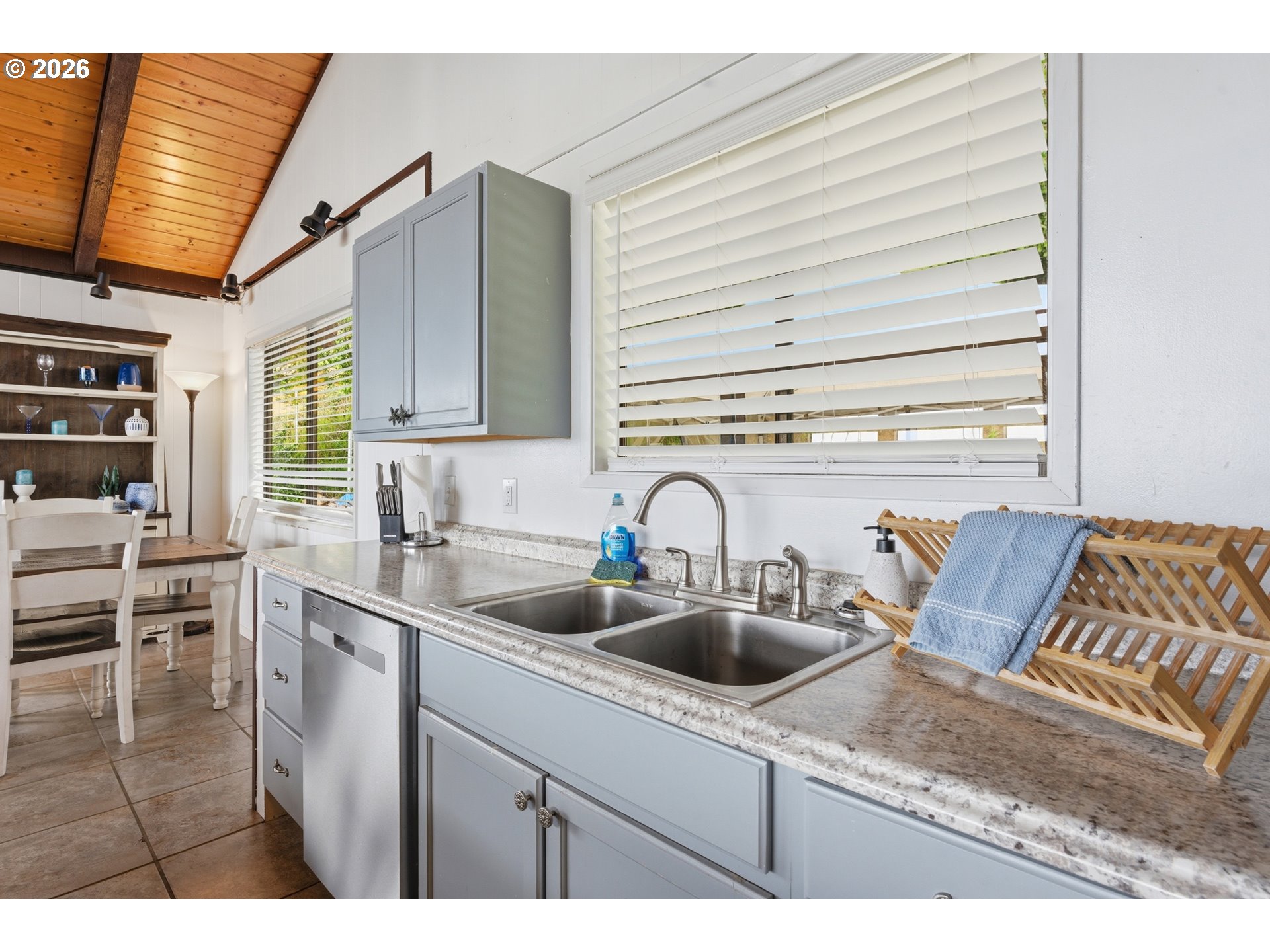 15629 Pelican Bay Dr Property Photo 13
