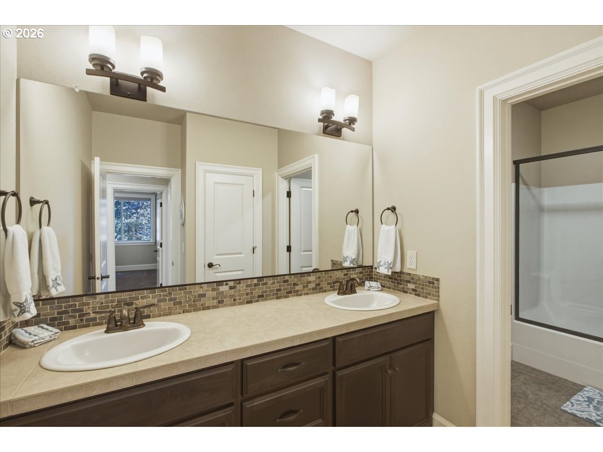 2536 Coeur D Alene Dr Property Photo 35