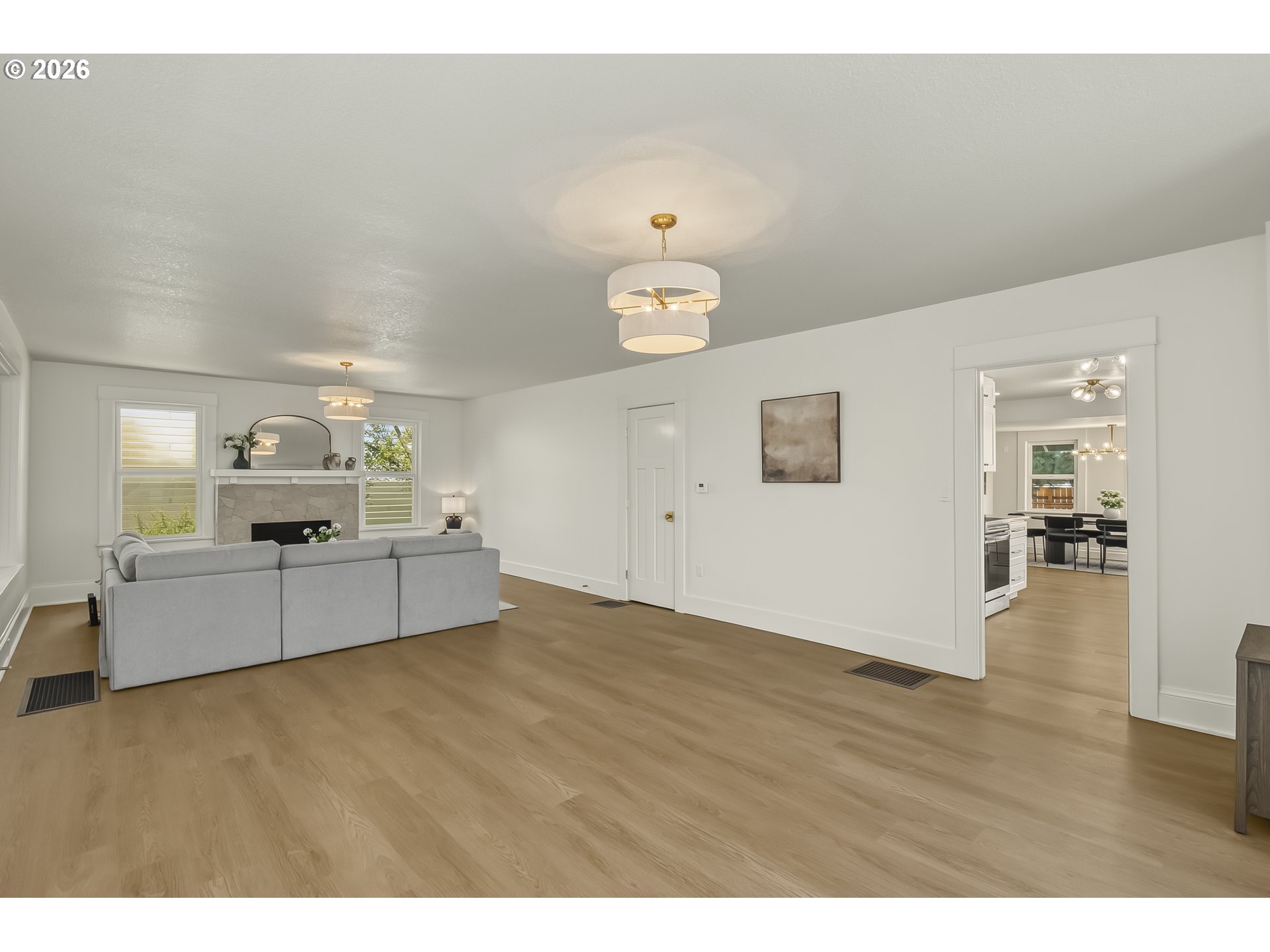 9131 N Lombard St Property Photo 6