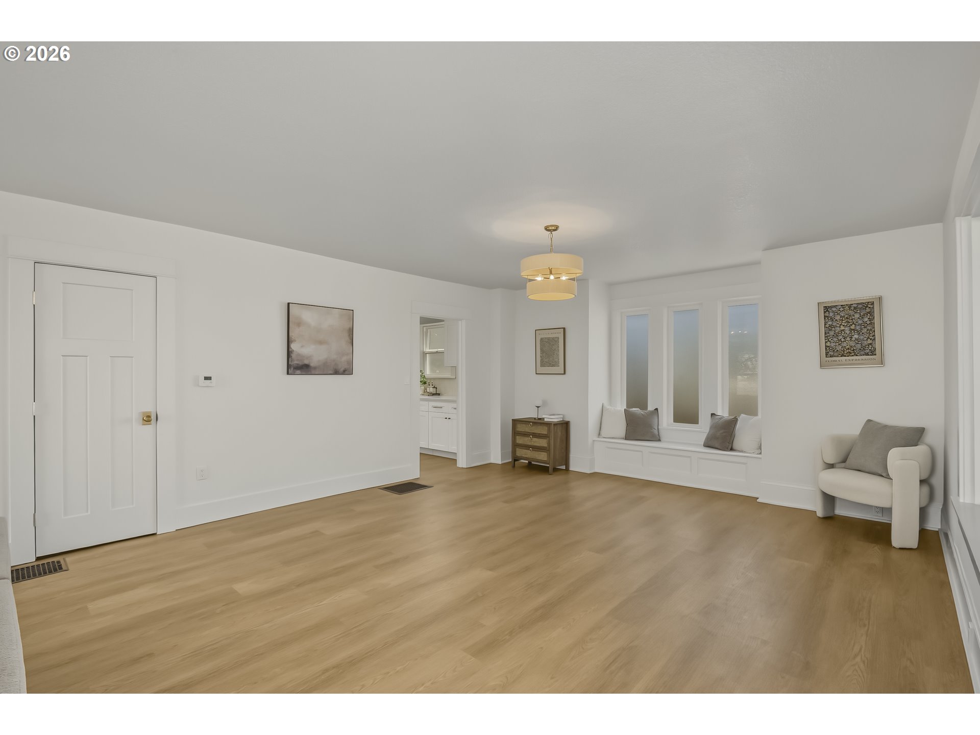 9131 N Lombard St Property Photo 7