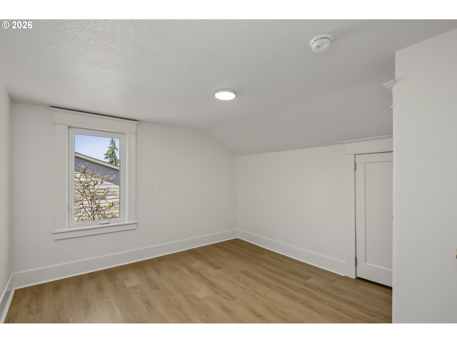 9131 N Lombard St Property Photo 18