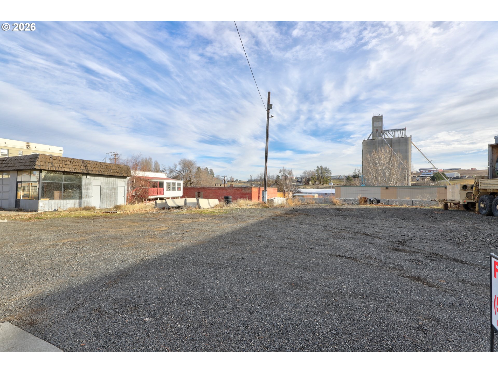 105 Main St Property Photo 8