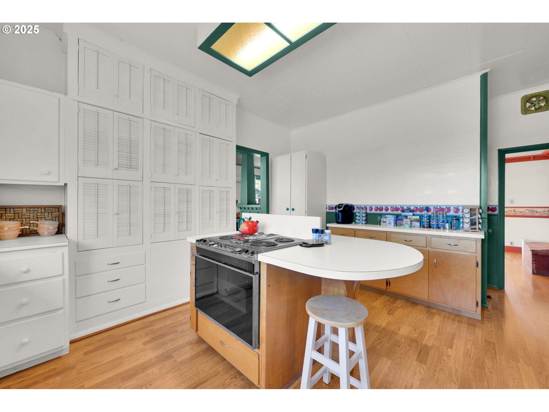 1878 Trails End Ln Property Photo 12