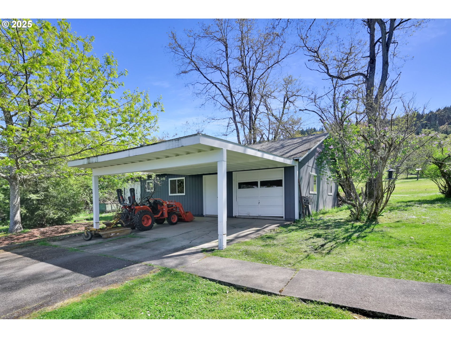 1878 Trails End Ln Property Photo 29