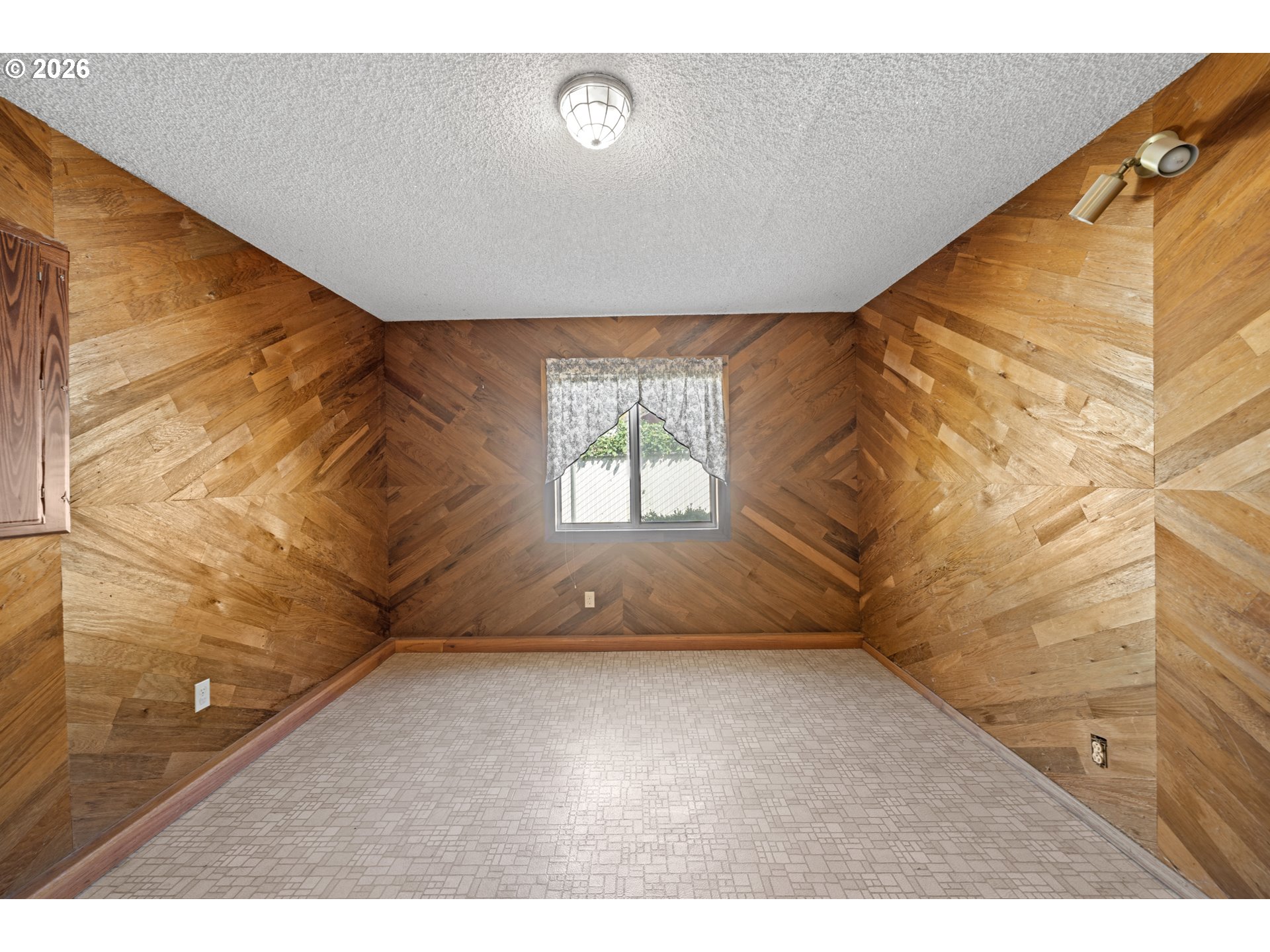 2625 Elysium Ave Property Photo 24