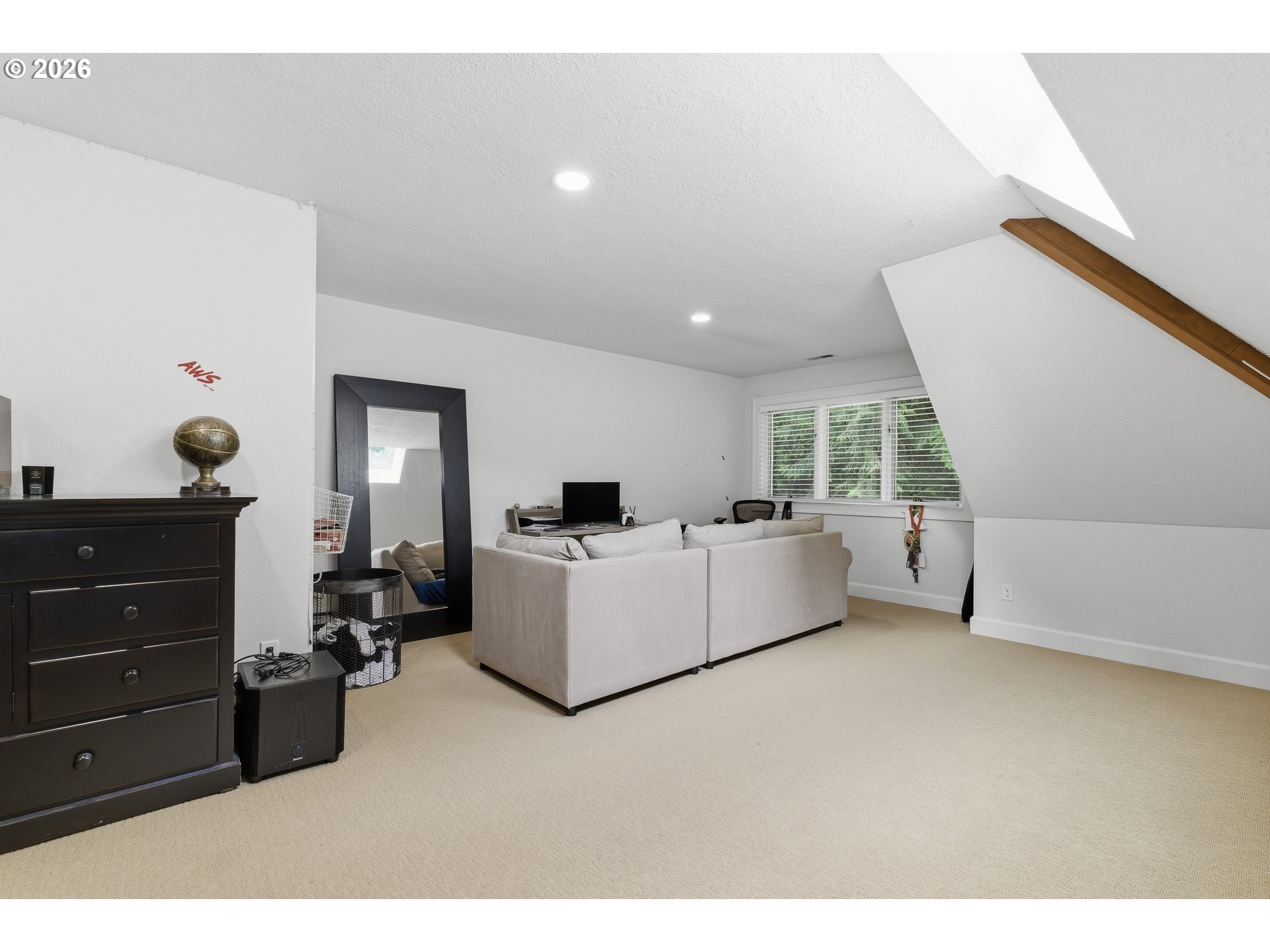 653 Victoria Pl Property Photo 37