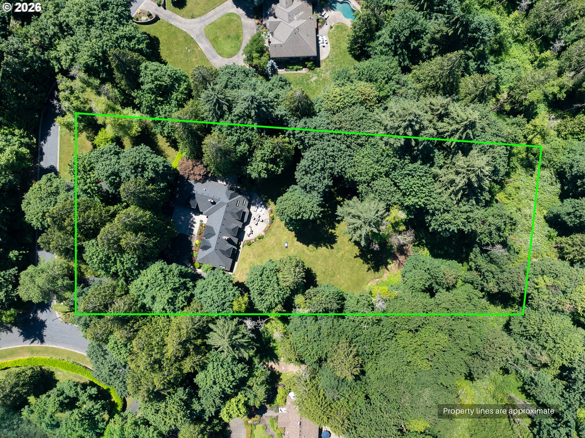 653 Victoria Pl Property Photo 48