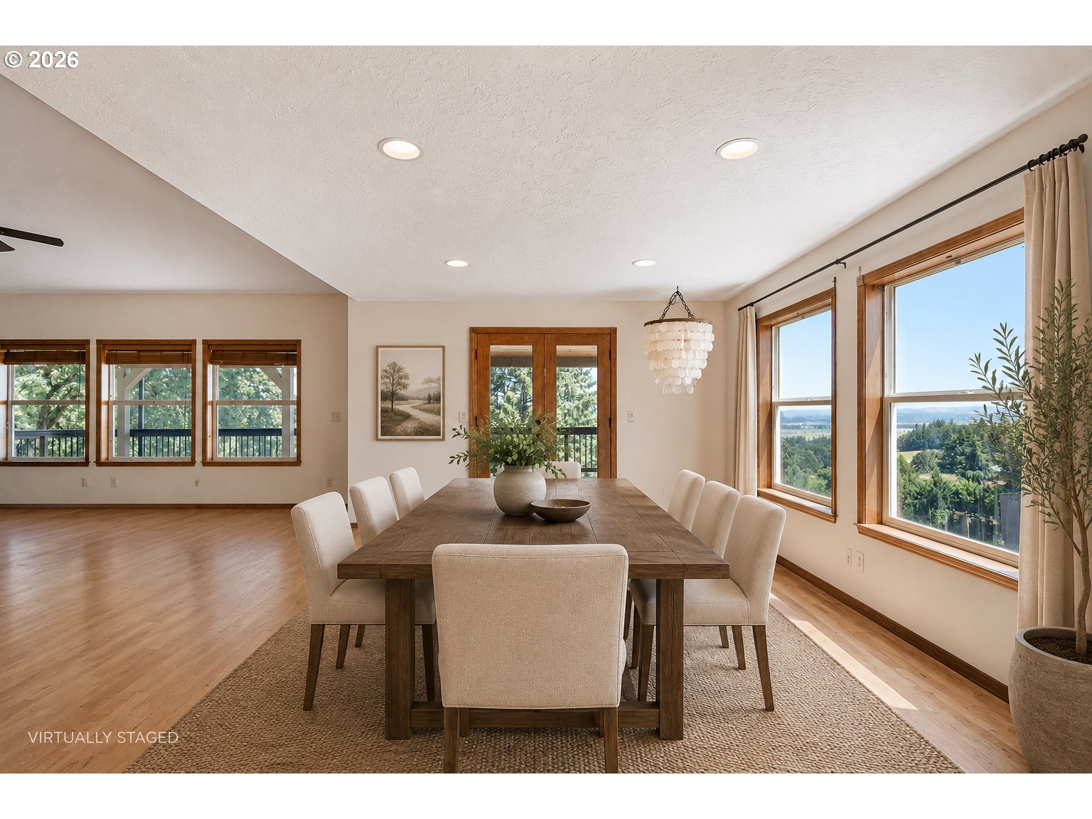3955 Sunset Hills Dr Property Photo 11