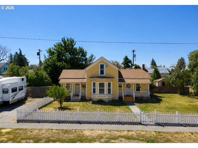 314 E Main St Property Photo 13