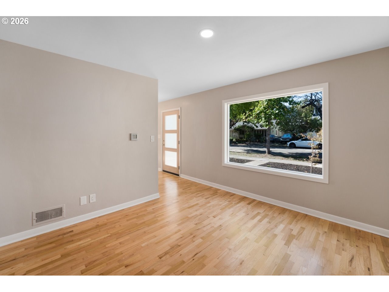 1155 Madison St Property Photo 13
