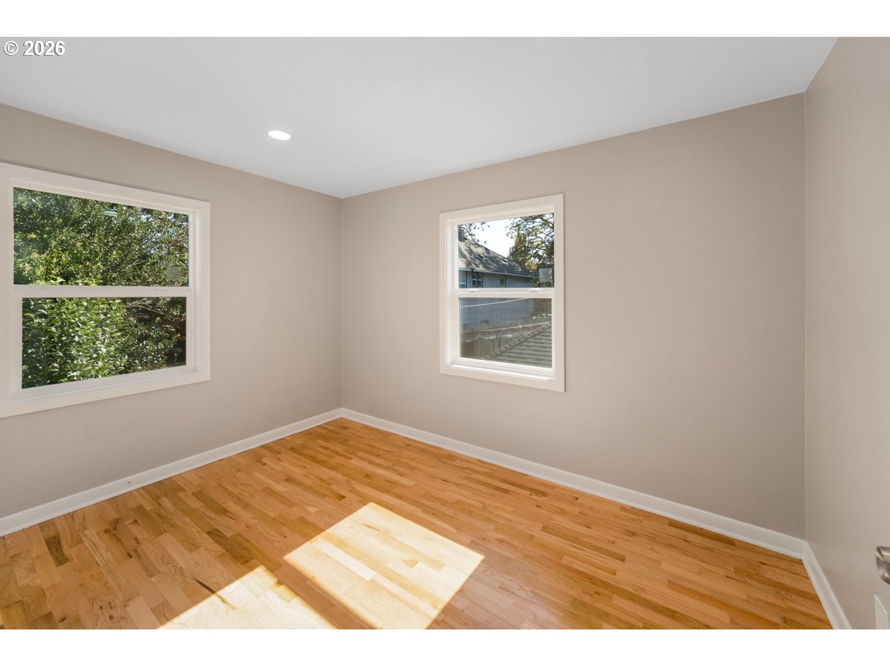 1155 Madison St Property Photo 25