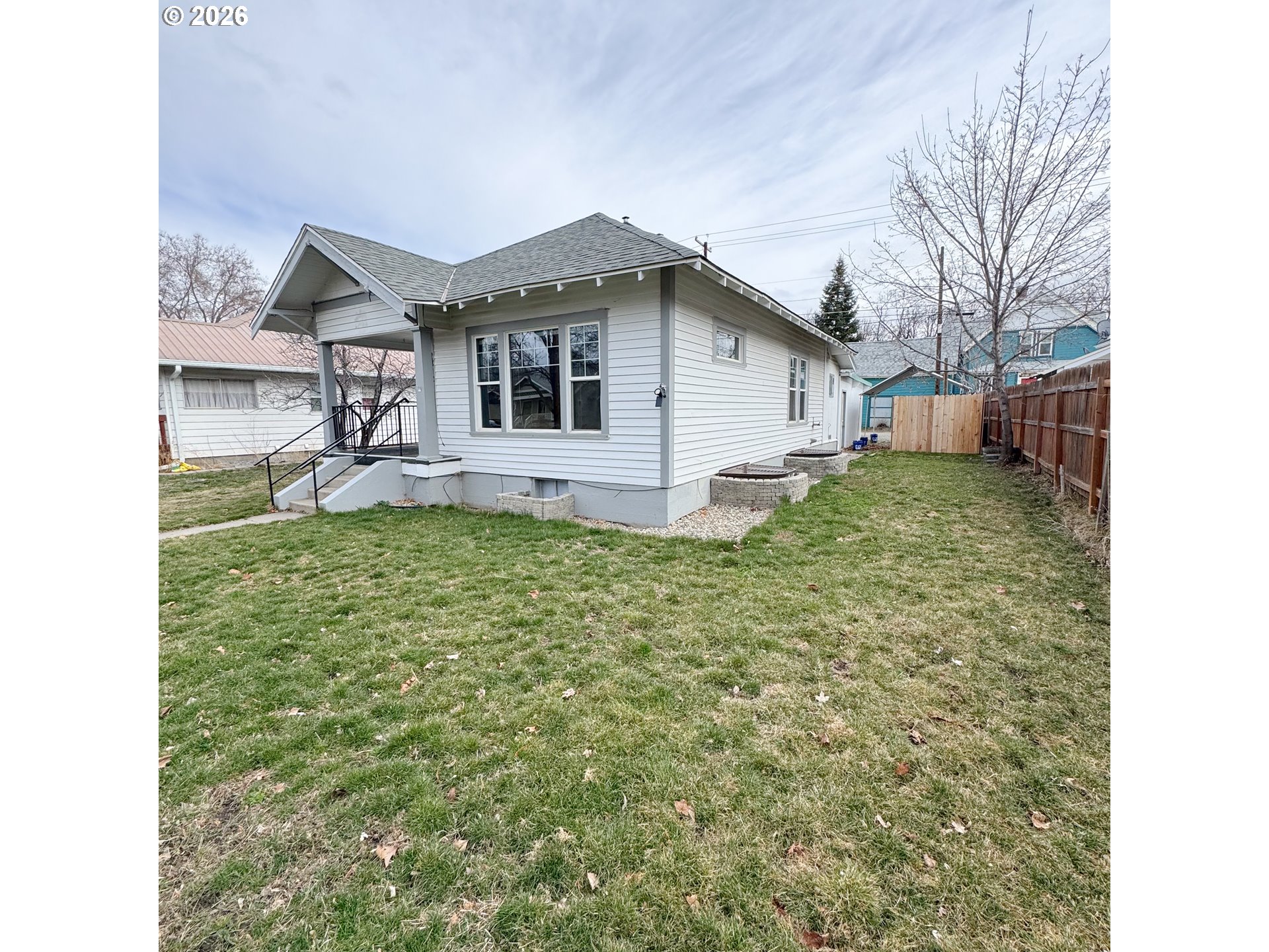 2414 3rd St Property Photo 19