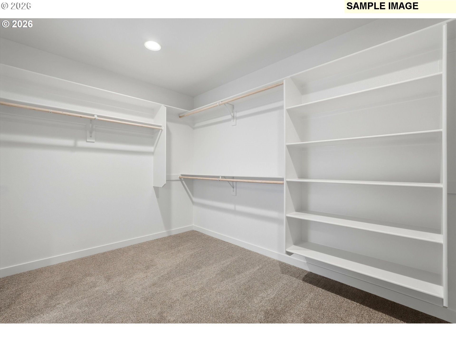 528 E Wilson St Property Photo 8