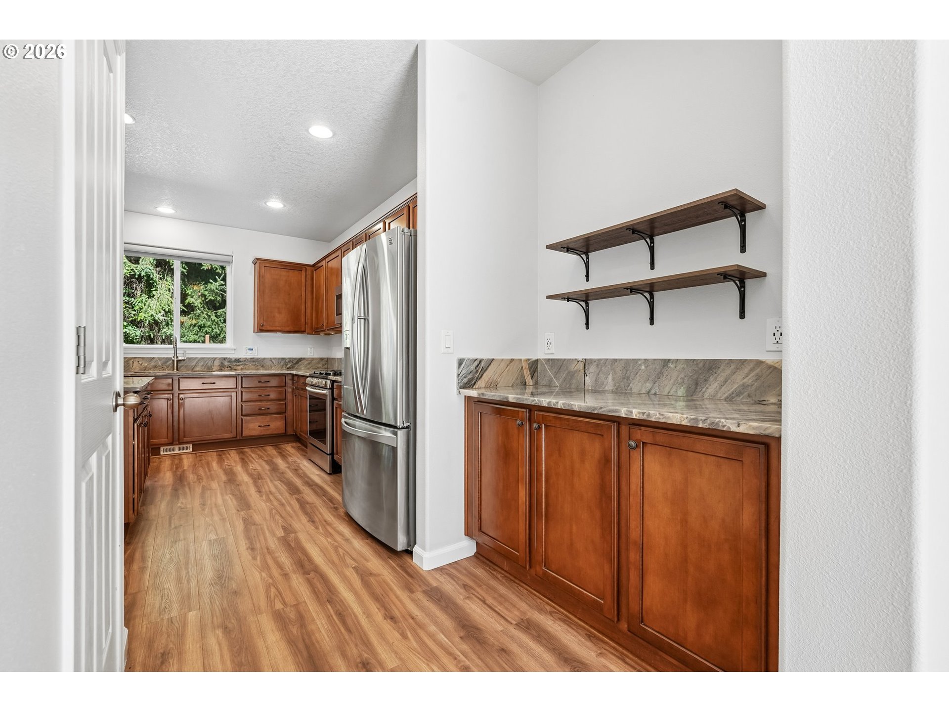 34075 Se Sturgeon St Property Photo 14
