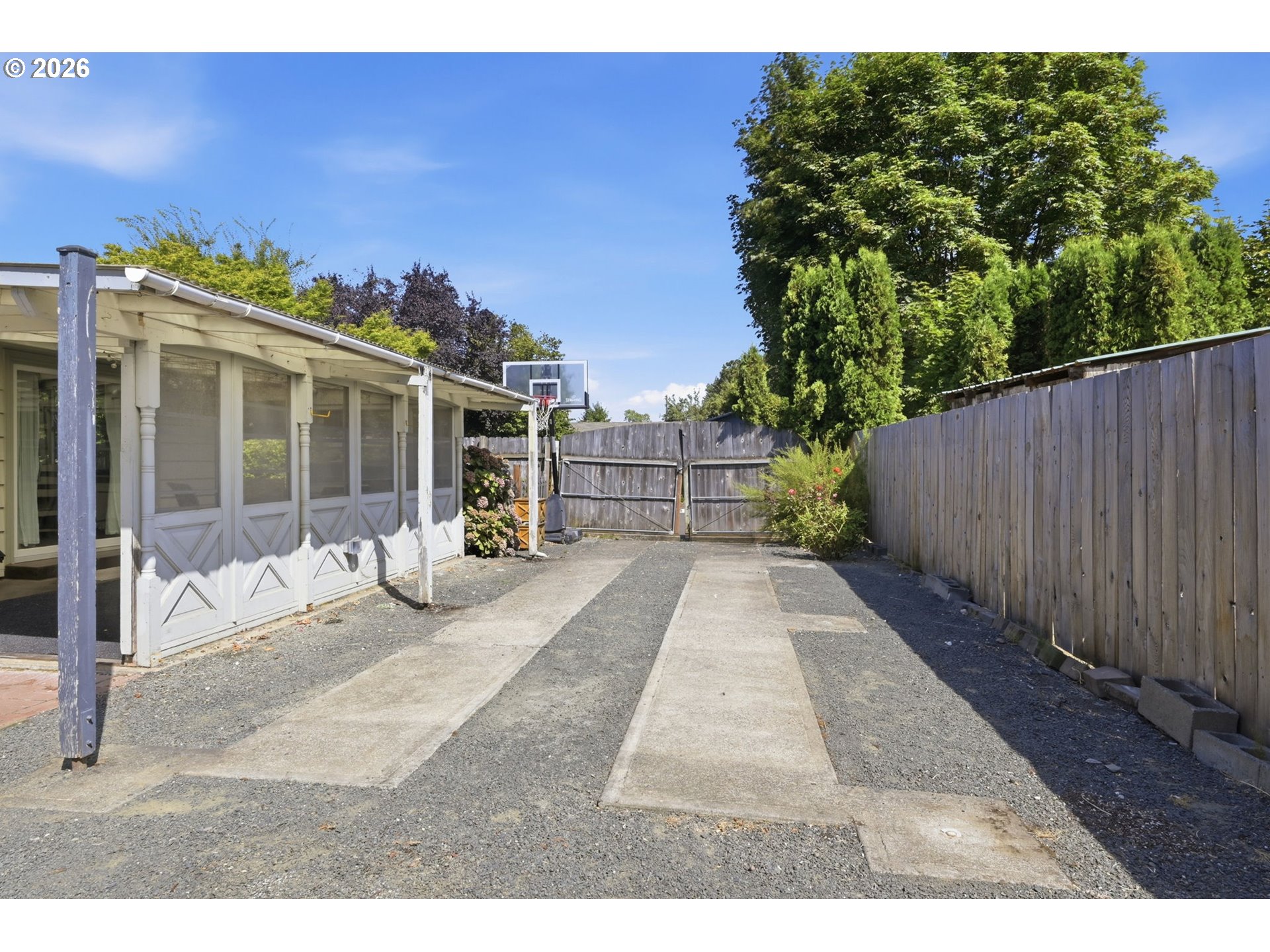 1765 Santa Rosa St Property Photo 41