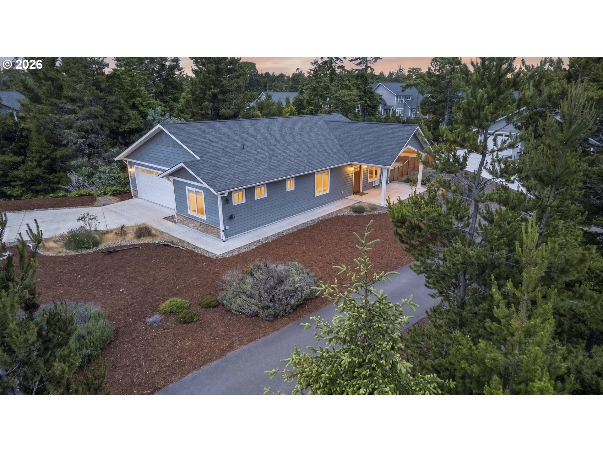 88051 LAKE POINT DR Property Photo 1