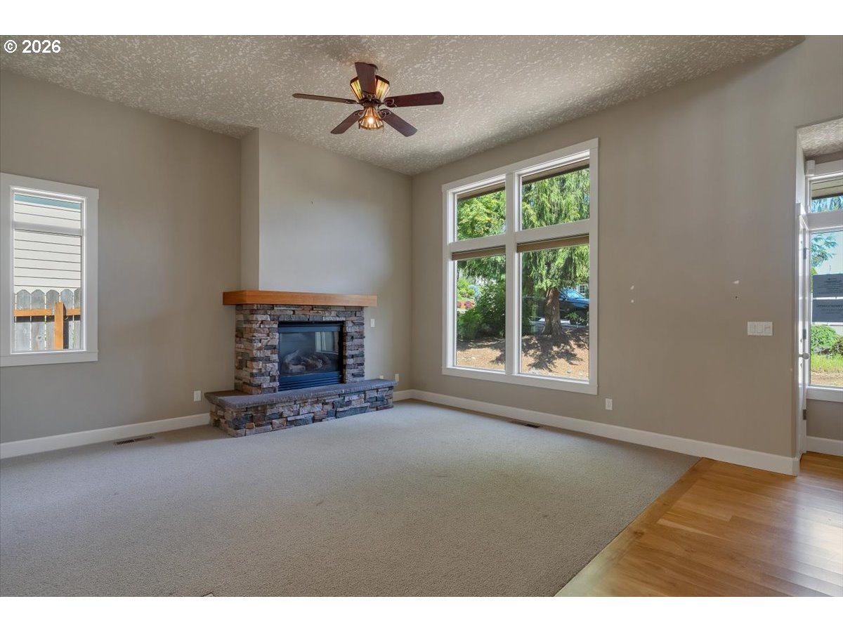 1674 Olympia Ct Property Photo 12