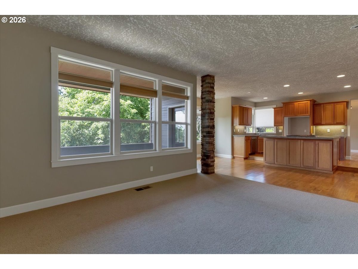 1674 Olympia Ct Property Photo 28