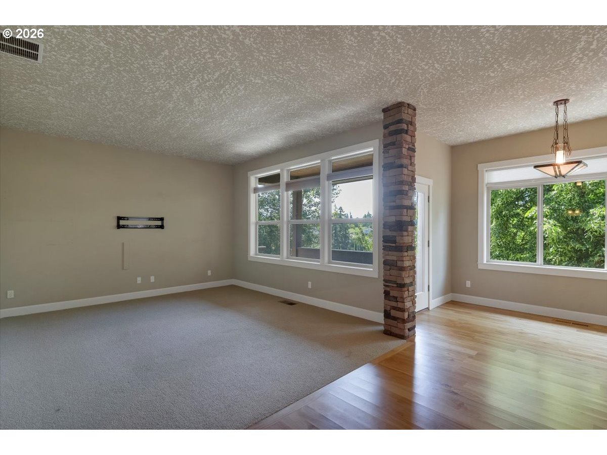 1674 Olympia Ct Property Photo 36