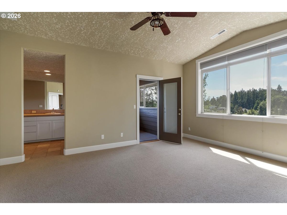 1674 Olympia Ct Property Photo 37
