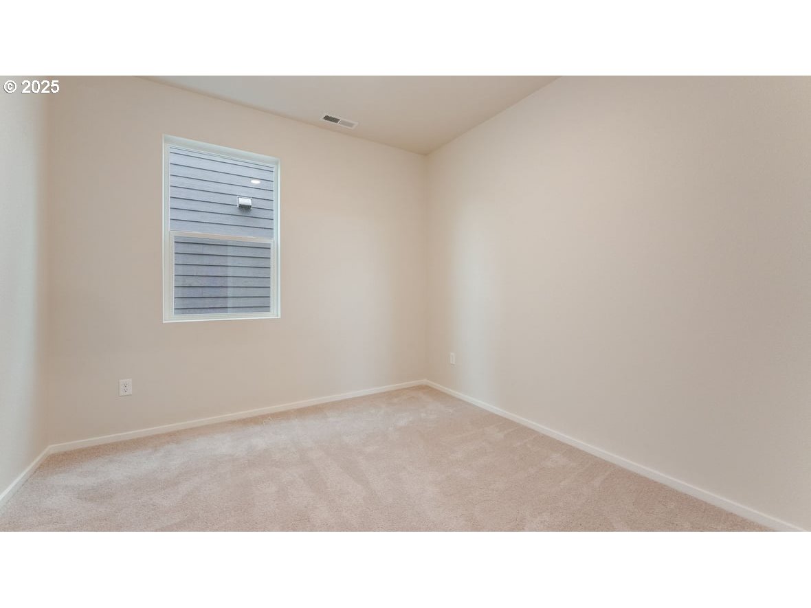 4934 Elvis Ave Ne Property Photo 3