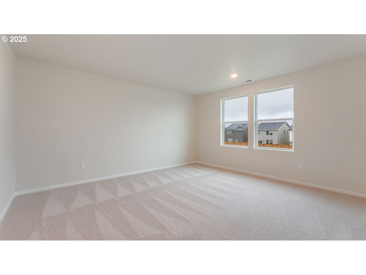 4934 Elvis Ave Ne Property Photo 18