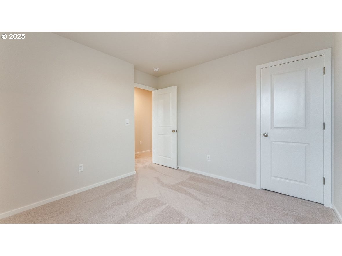 4934 Elvis Ave Ne Property Photo 31
