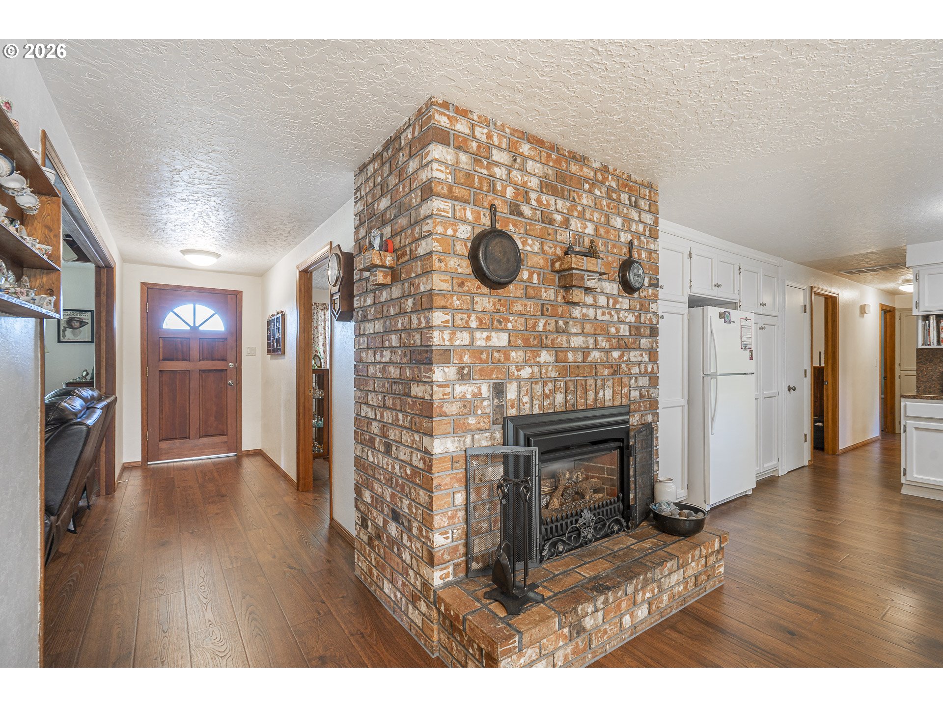 184 Ne Gerlinger Ln Property Photo 10