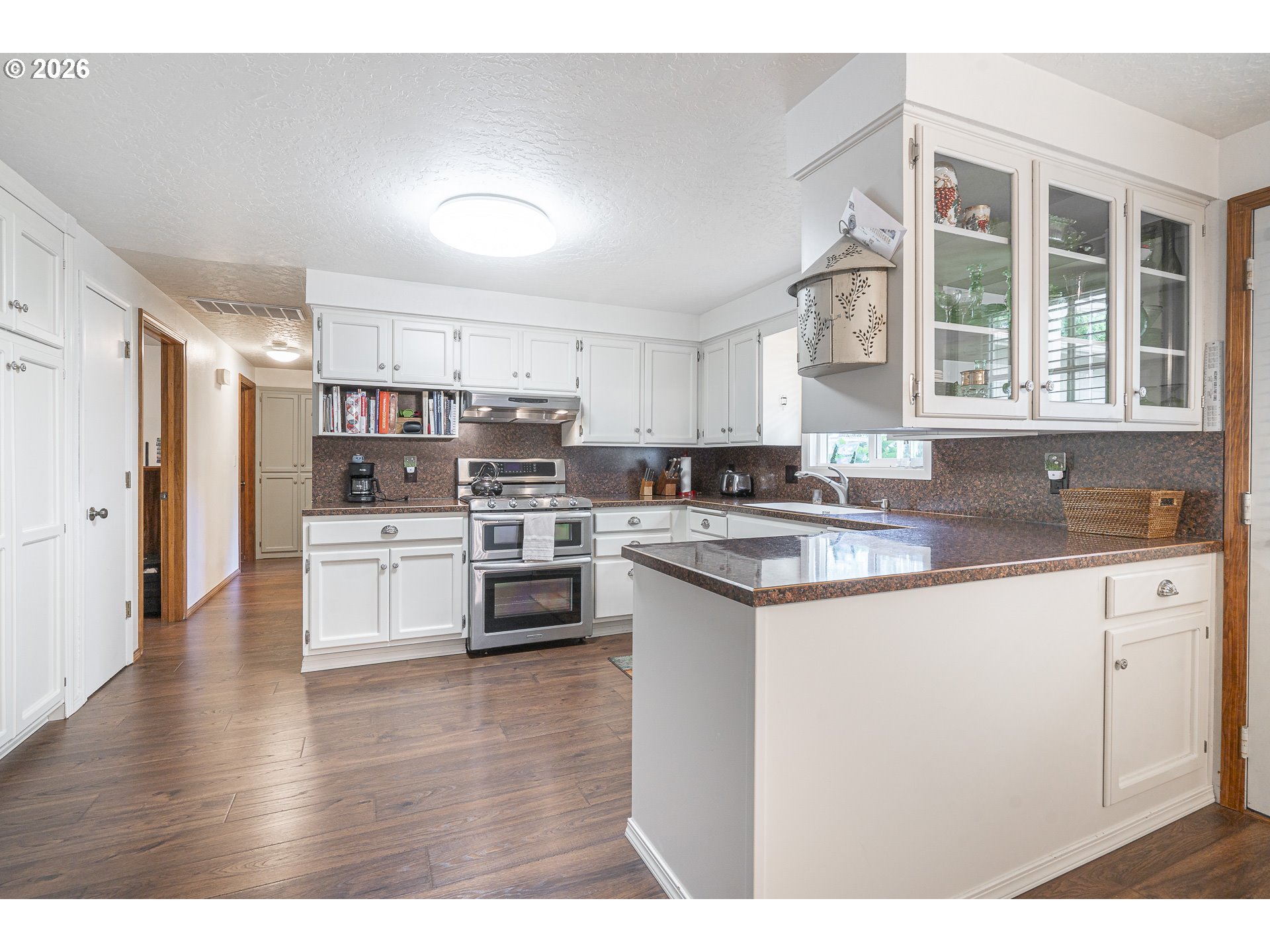184 Ne Gerlinger Ln Property Photo 13