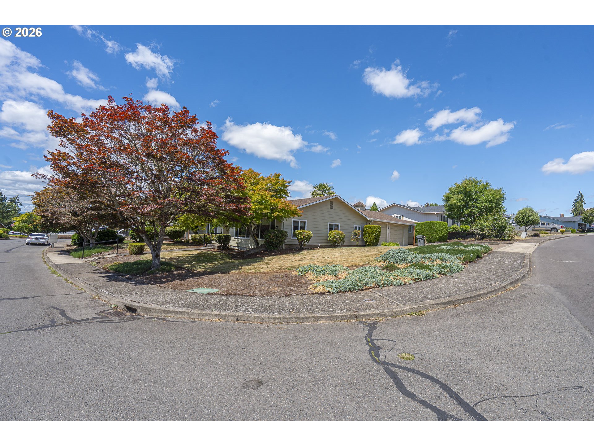 184 Ne Gerlinger Ln Property Photo 43