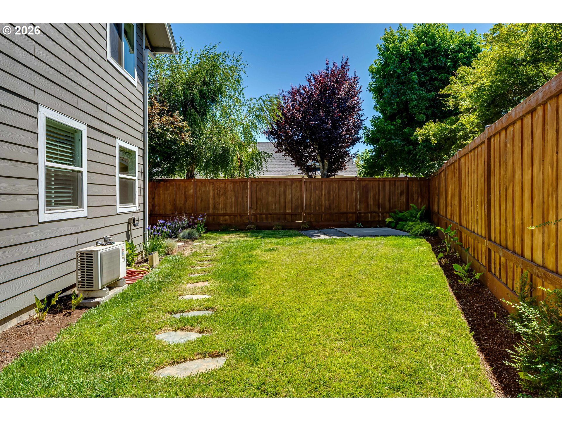 3325 Honeywood St Property Photo 29