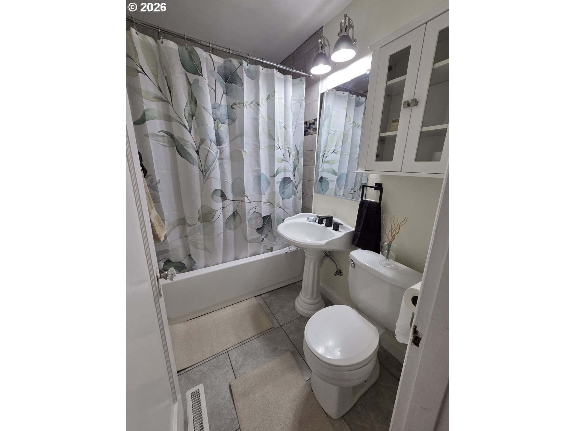 415 Se Roberts Ave Property Photo 12