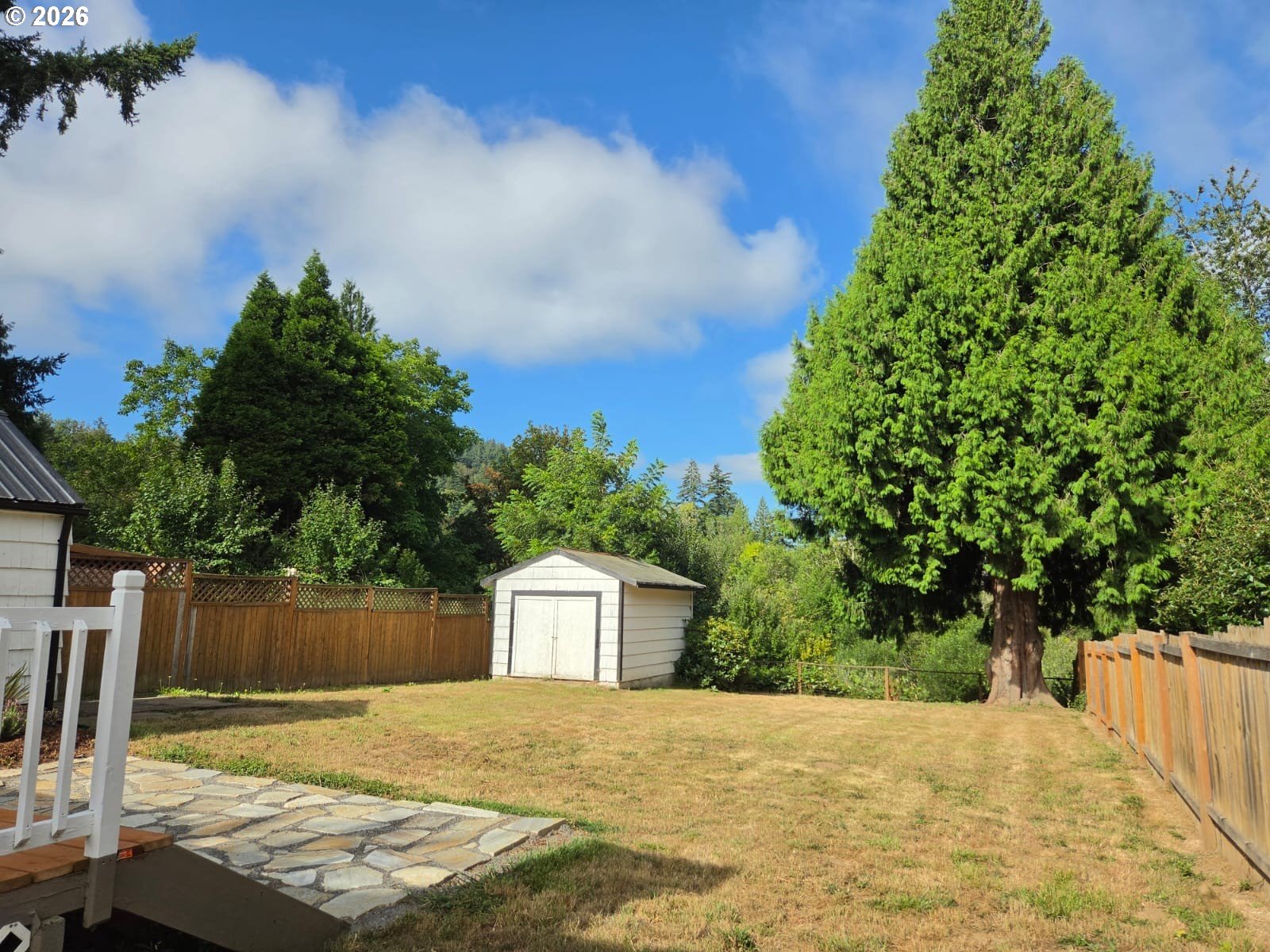 415 Se Roberts Ave Property Photo 26