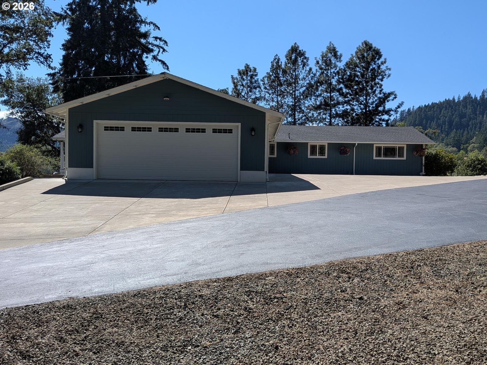 9450 Bullock Rd Property Photo 1