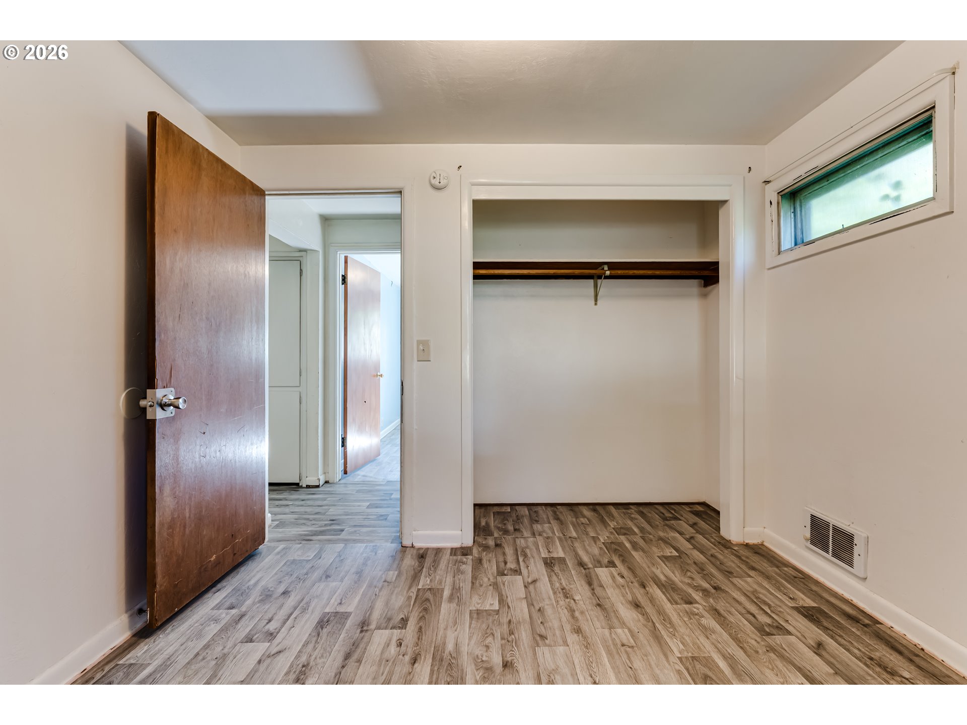 3031 Willamette St Property Photo 7