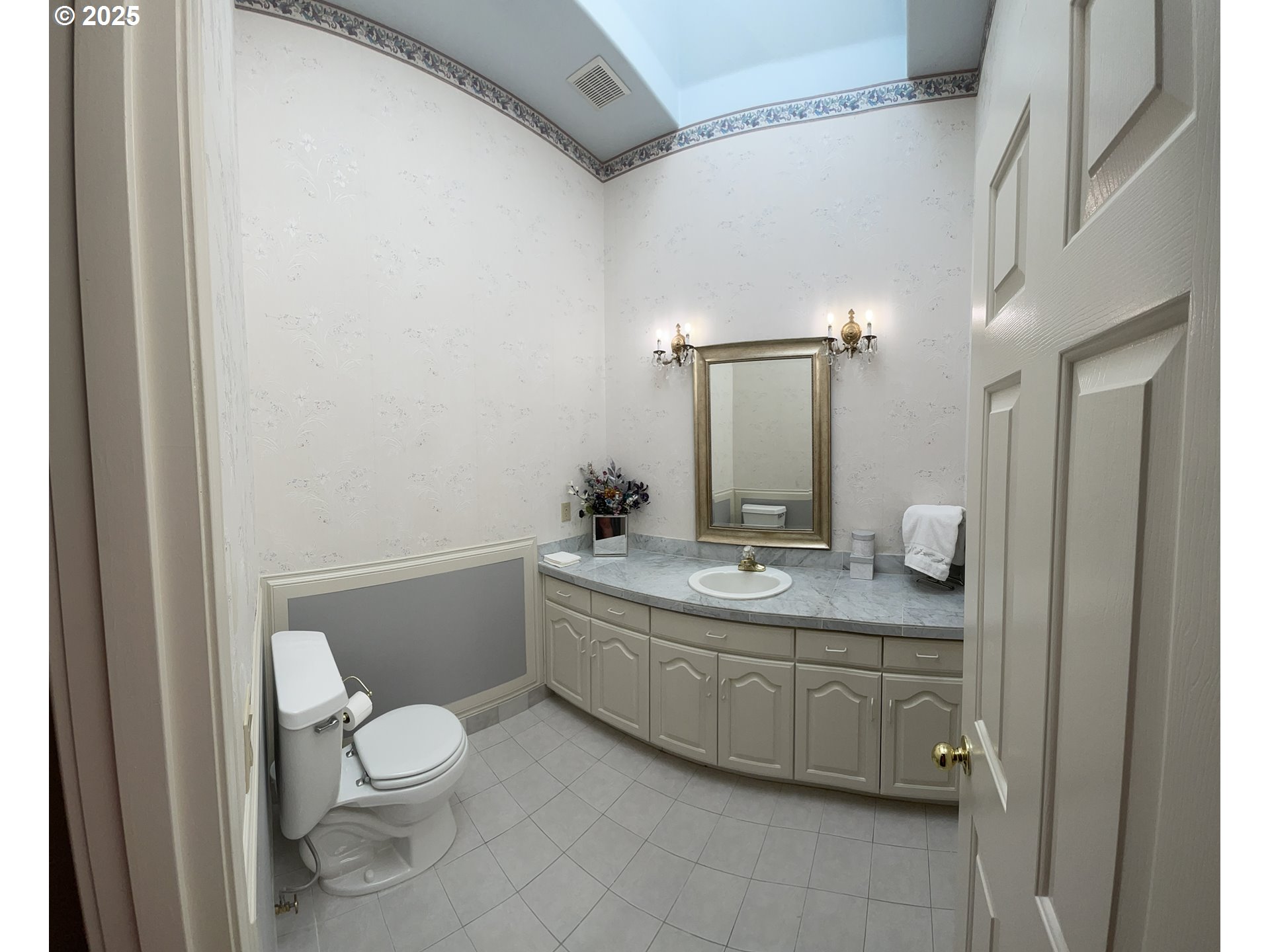 2650 Hoo Doo Dr Property Photo 9